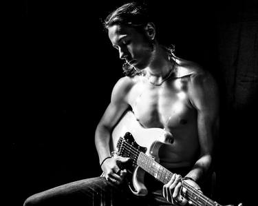 Original Black & White Body Photography by Sophie Le Berre