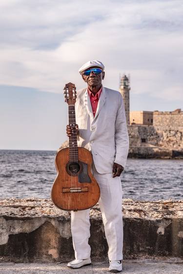 Rey Maraca in El Malecon #2, Havana - Cuba - Limited Edition of 30 thumb