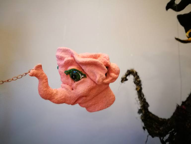 Original Figurative People Sculpture by Velta Emilija Platupe
