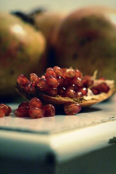 Fresh Pomegranate thumb