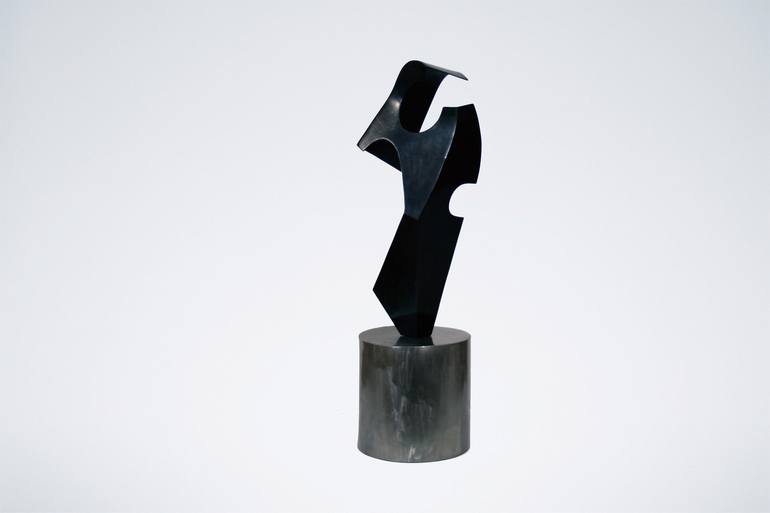 Original Cubism Abstract Sculpture by Roberto Canduela