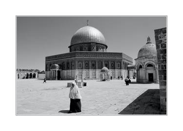 Prayers gathers on Temple Mount at the Mosque of Omar. with limited Edition of 15. thumb