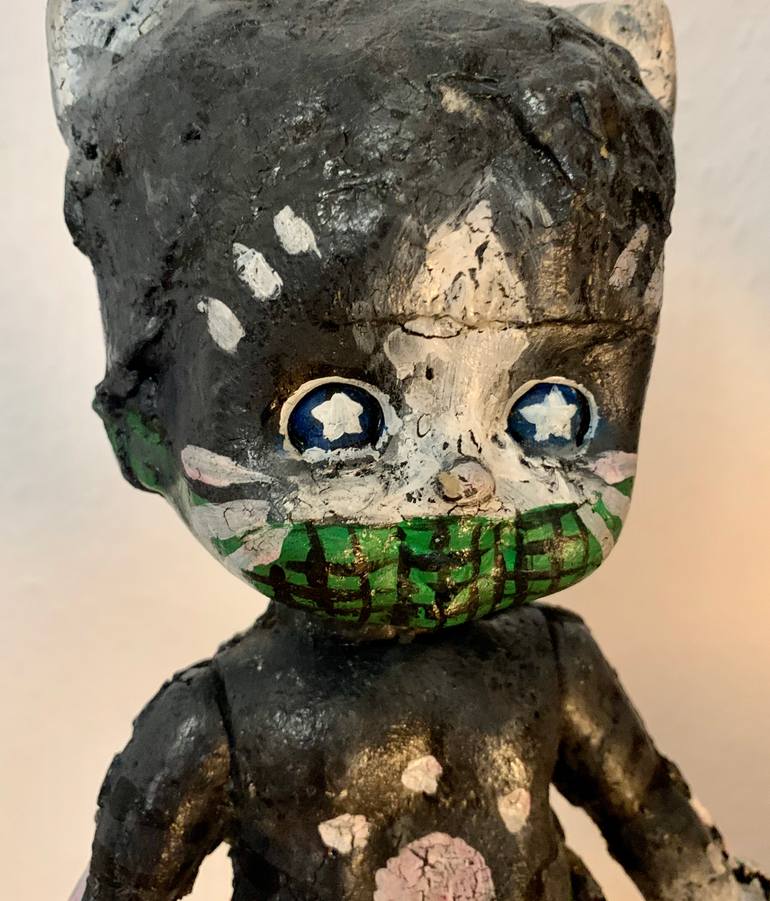 Original Figurative Pop Culture/Celebrity Sculpture by 송 Song Gin-Young