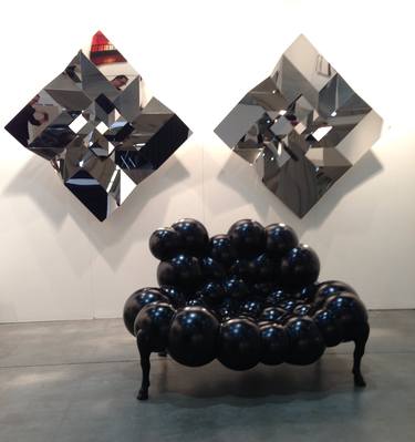 Mad Cow Armchair & Metal Origami Lilies thumb