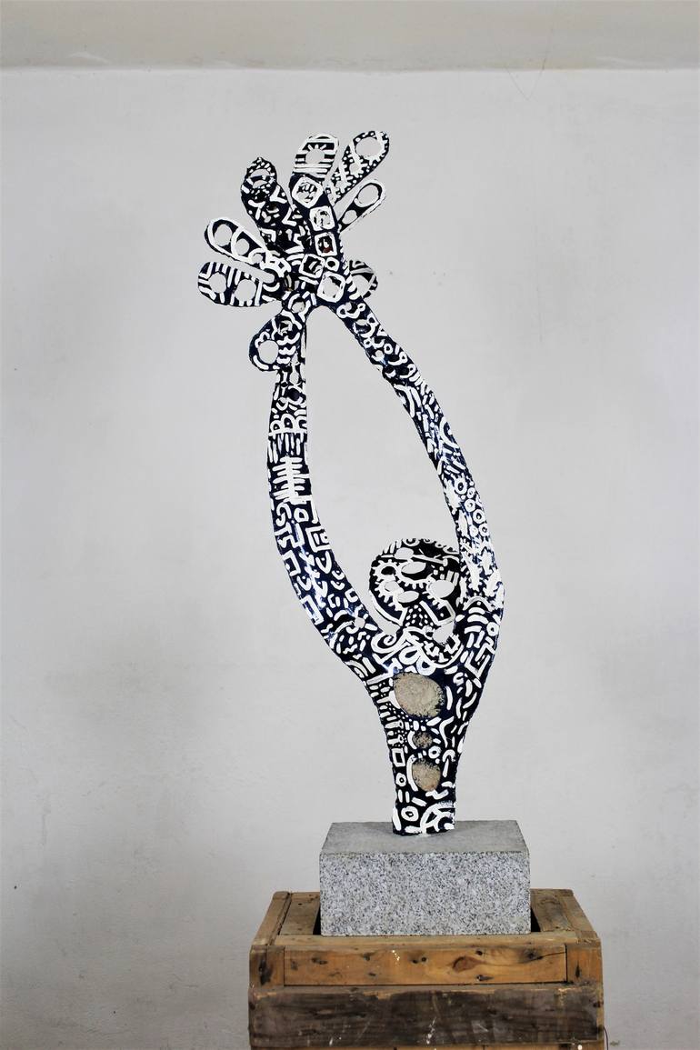 Original Expressionism People Sculpture by Santi Flores