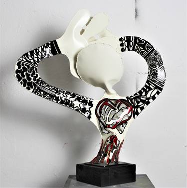 Original Expressionism Fashion Sculpture by Santi Flores