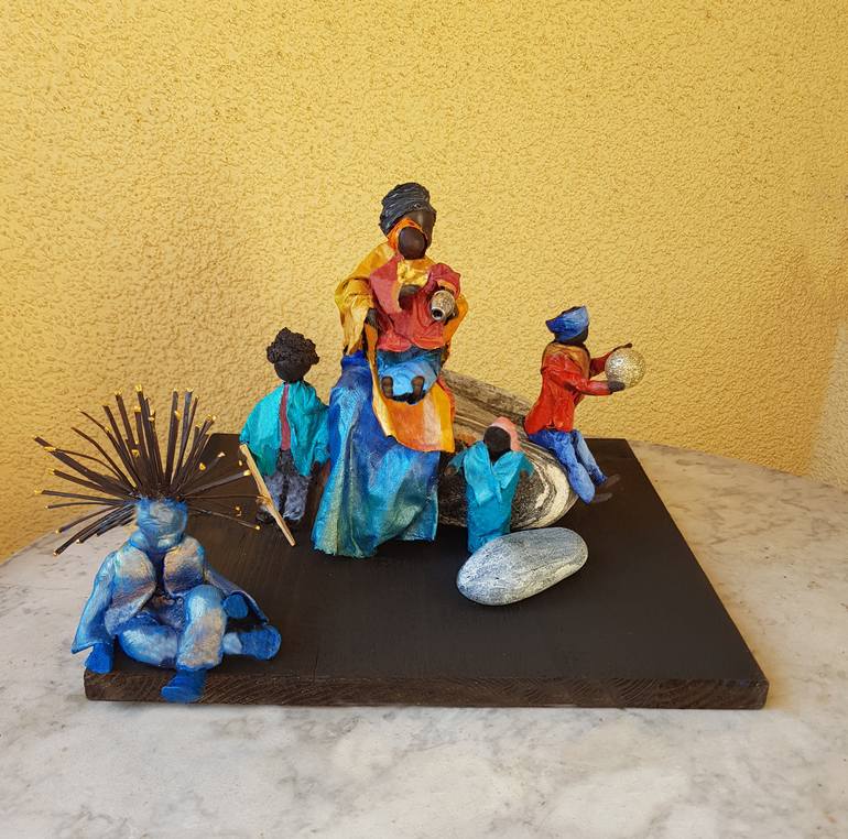 Original Family Sculpture by lydia harmata