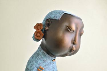 Original Art Deco Women Sculpture by Jiahui Wu