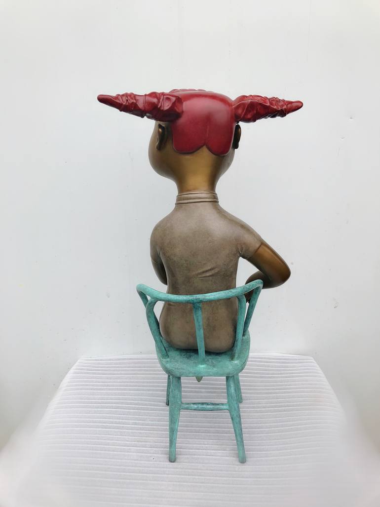 Original Art Deco Fashion Sculpture by Jiahui Wu