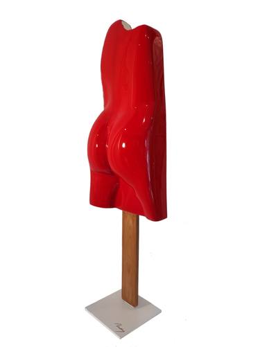 Sculpture L'Esculmau Rouge Ferrari lollipop popsicle thumb