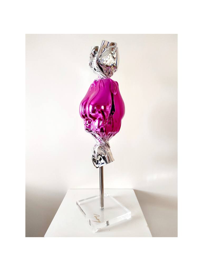 Original Dada Body Sculpture by Arson Diffusart