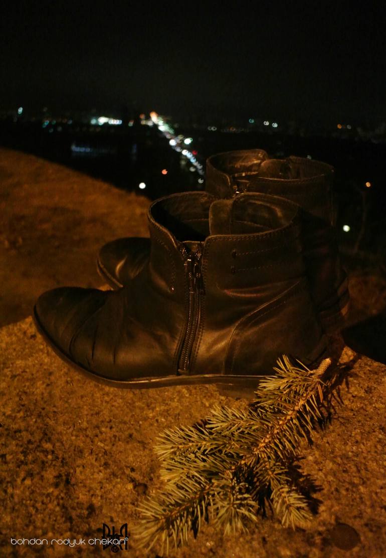 «Walk with Father» (Night. the artist's boots) - Print