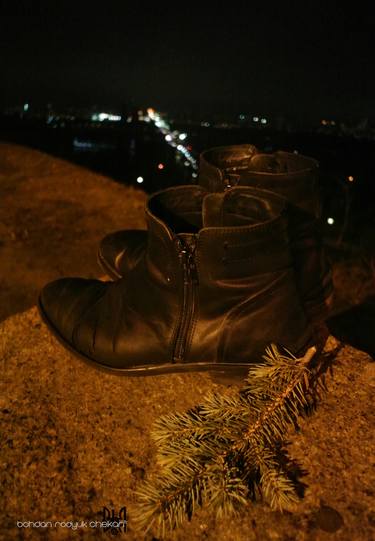 «Walk with Father» (Night. the artist's boots) thumb