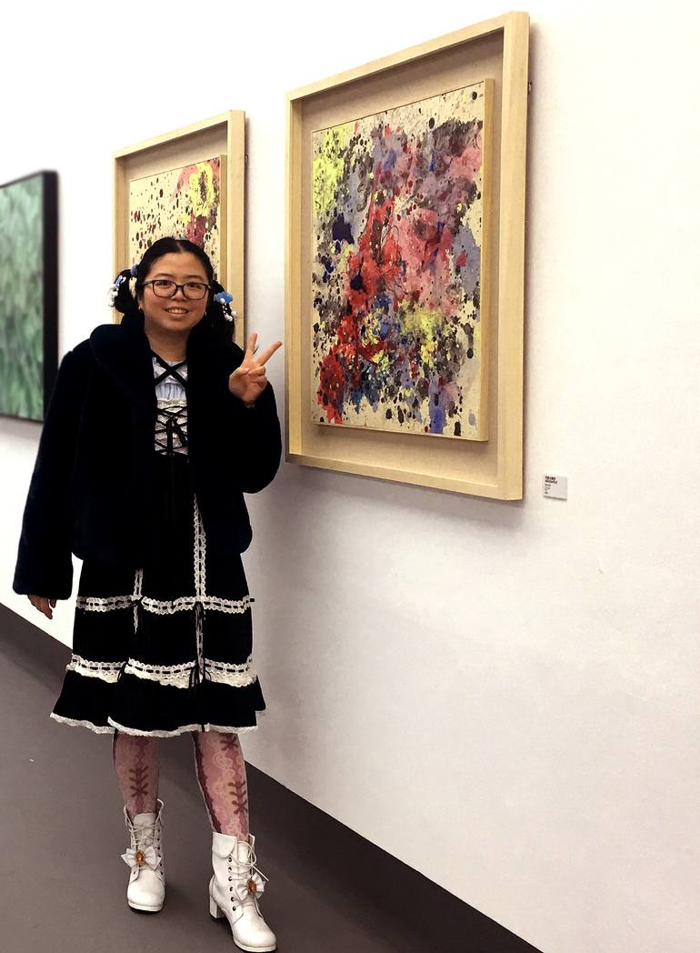 Original Expressionism Floral Painting by Poon Kanchi