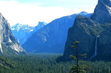 Yosemite Valley thumb