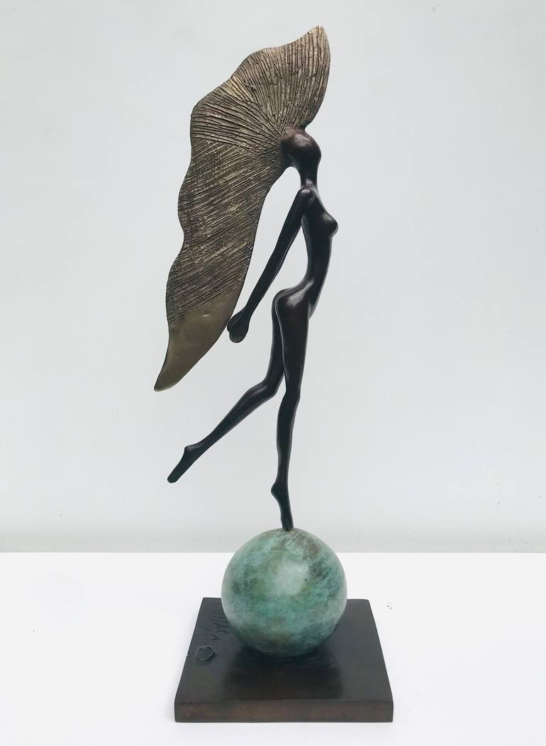 Original Art Deco Women Sculpture by Olivier Messas