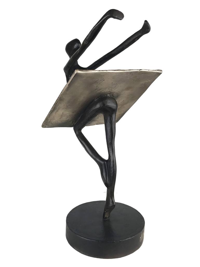 Original Figurative Women Sculpture by Olivier Messas