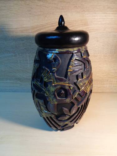 AZSTEC/ceramic pottery with lid thumb