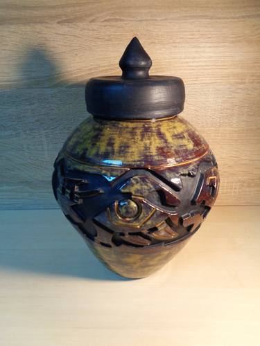 AZSTEC II/ceramic pottery with lid thumb