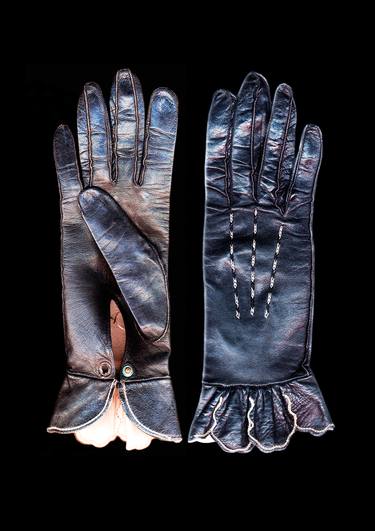Elsie's Blue Leather Gloves - Limited Edition 2 of 25 thumb