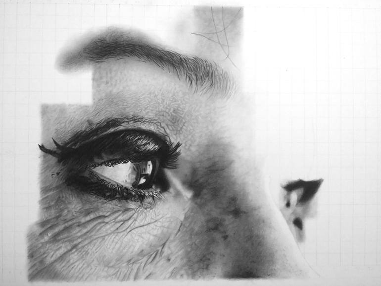 Original Photorealism Women Drawing by Emanuele Fittipaldi