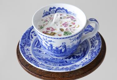 A Fragrant Cup of English Tea thumb