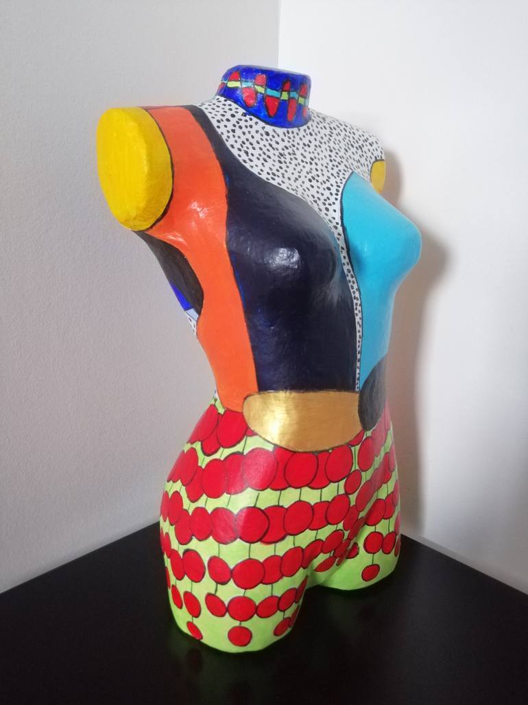 Original Contemporary Nude Sculpture by Carole Carpier