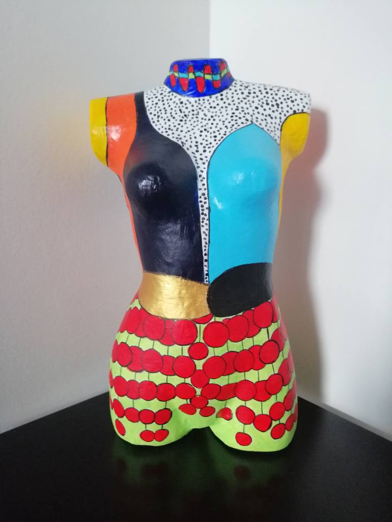 Original Contemporary Nude Sculpture by Carole Carpier