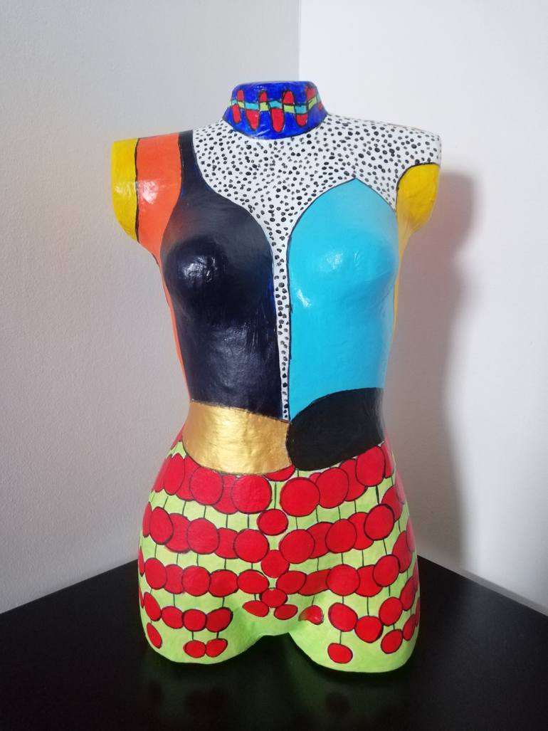 Original Contemporary Nude Sculpture by Carole Carpier