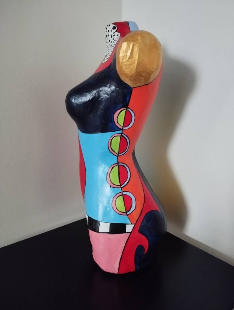 Original Pop Art Nude Sculpture by Carole Carpier