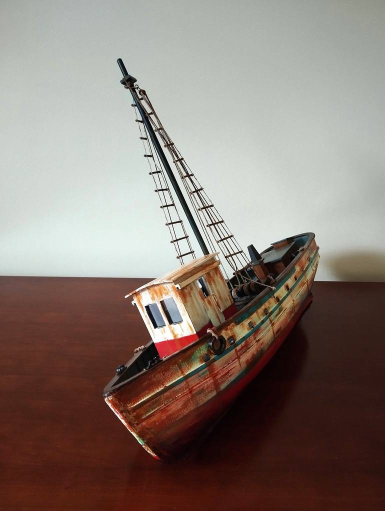 Original Realism Boat Sculpture by Carole Carpier