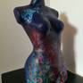 Original sculpture, signed, 2019
Modeling of paper-based clay, acrylic painting, satin varnish finish
Solid structure