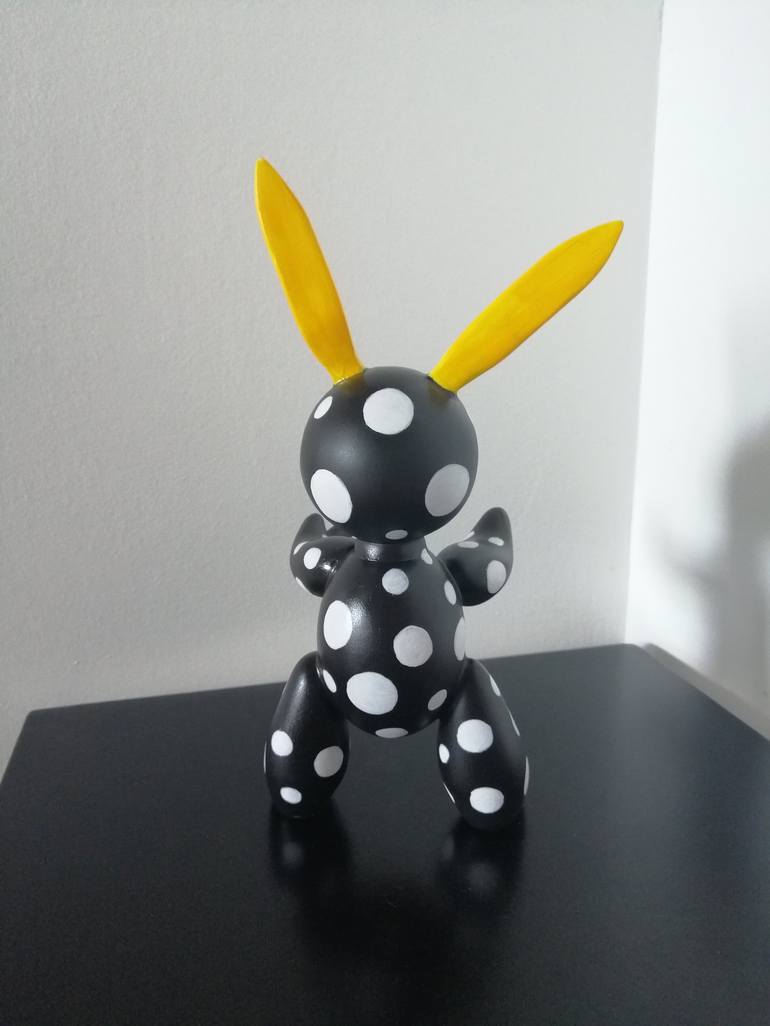 Original Pop Art Animal Sculpture by Carole Carpier