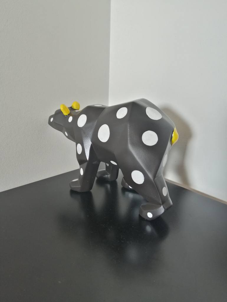 Original Pop Art Animal Sculpture by Carole Carpier