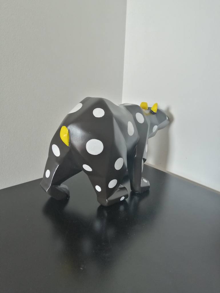 Original Pop Art Animal Sculpture by Carole Carpier