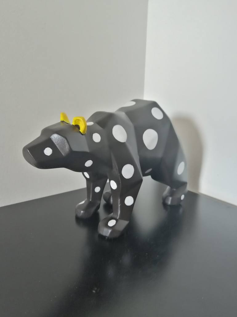 Original Pop Art Animal Sculpture by Carole Carpier