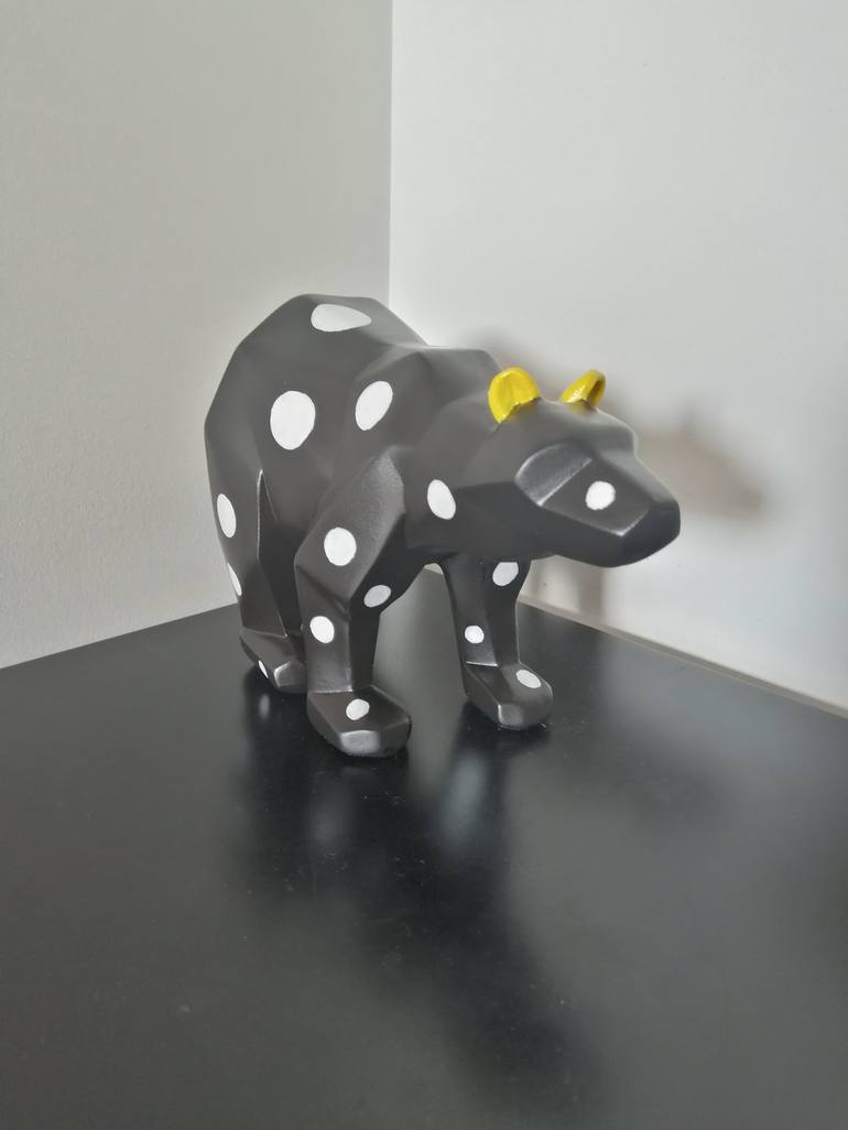 Original Pop Art Animal Sculpture by Carole Carpier