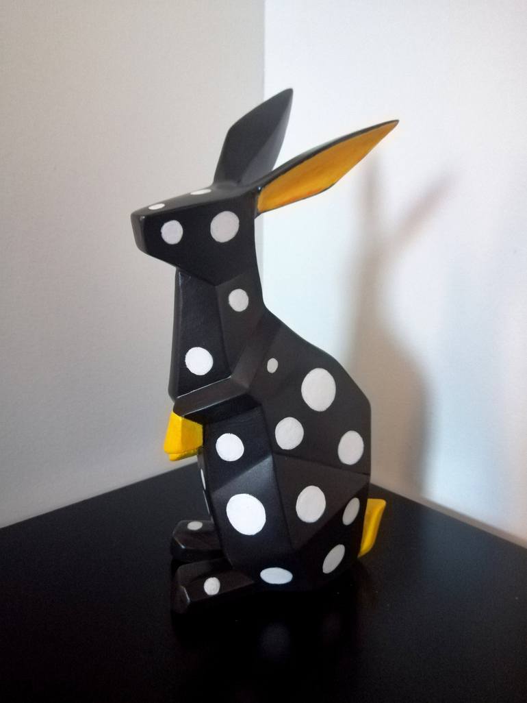 Original Pop Art Animal Sculpture by Carole Carpier