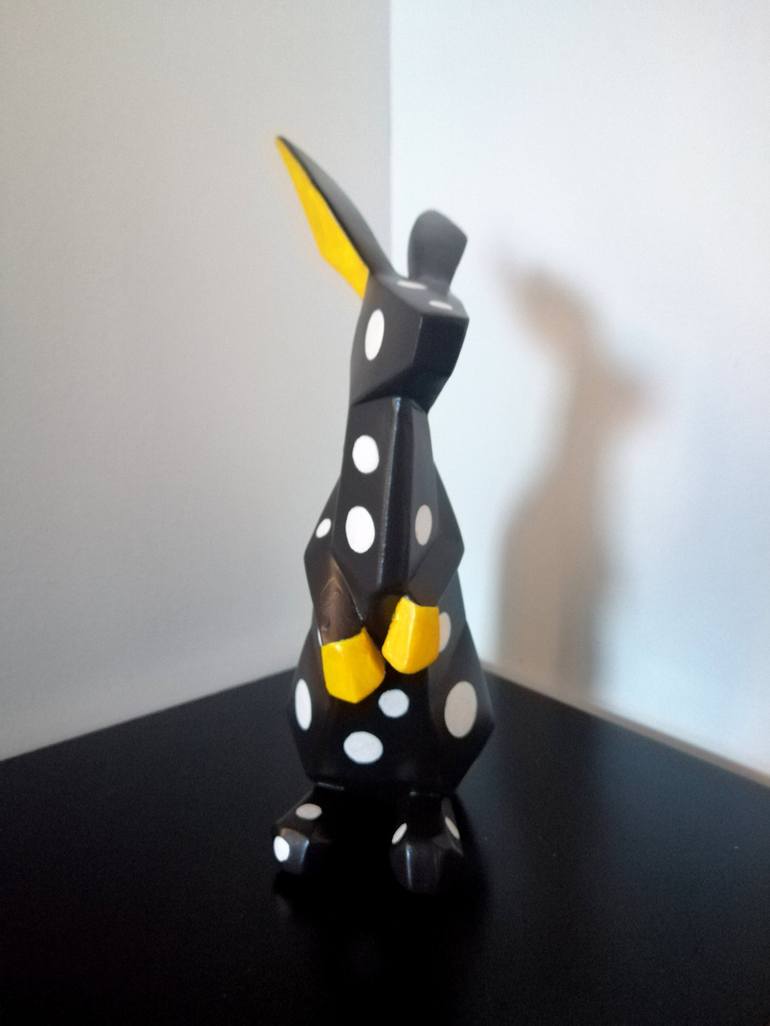 Original Pop Art Animal Sculpture by Carole Carpier