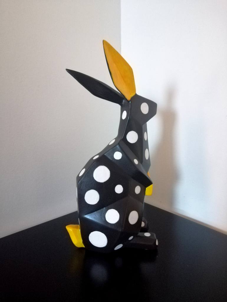 Original Pop Art Animal Sculpture by Carole Carpier