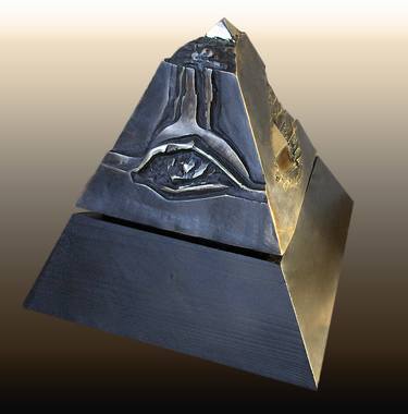 The Eye Pyramid thumb