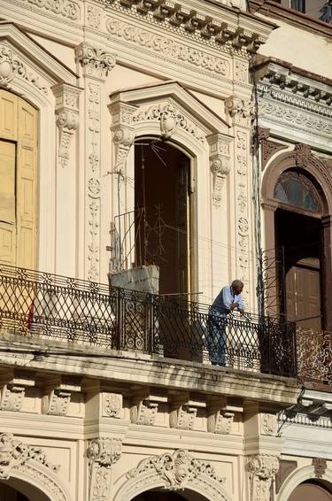 Havana Man on Balcony thumb