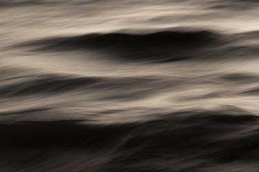 The Uniqueness of Waves XII | Limited Edition Fine Art Print 1 of 10 | 40 x 60 cm thumb