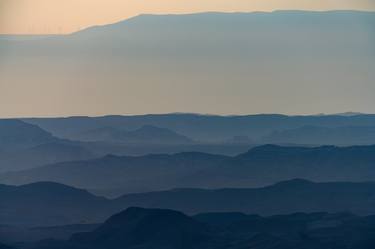 Sunrise over Ramon crater #6 | 45 x 30 cm - Limited Edition of 10 thumb