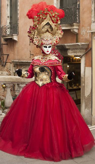Woman in red carnival costume and mask on Venice carnival thumb