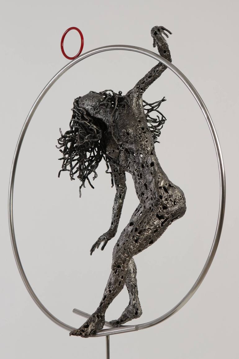 Original Women Sculpture by Federico Molinaro