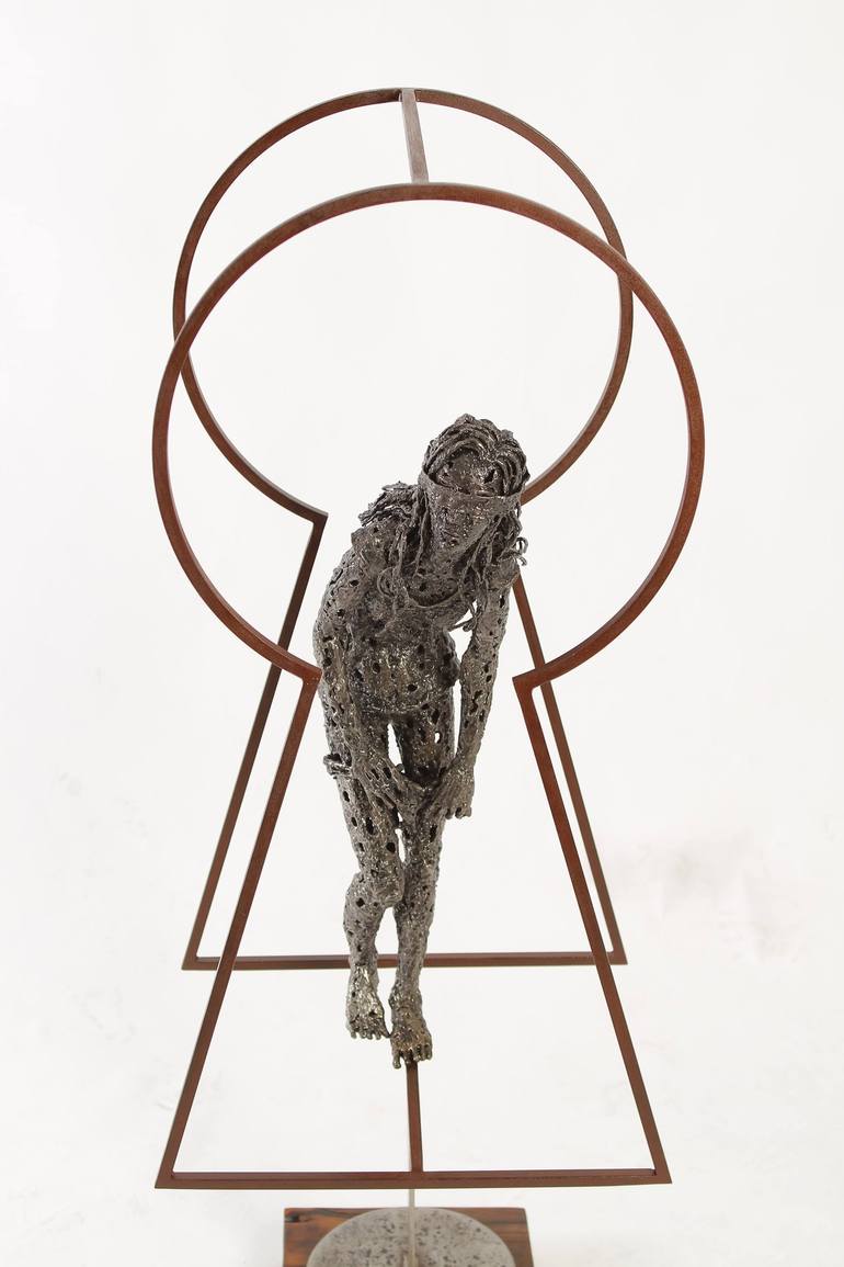 Original Figurative Women Sculpture by Federico Molinaro
