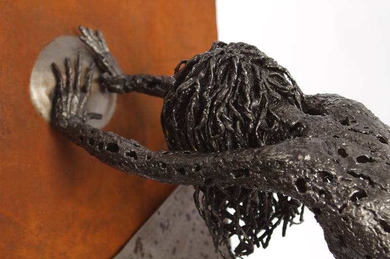 Original Figurative Women Sculpture by Federico Molinaro