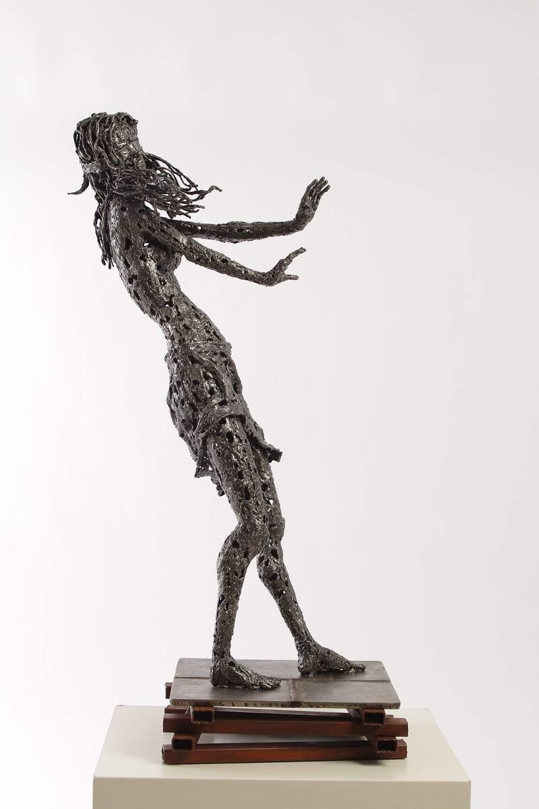 Original Women Sculpture by Federico Molinaro