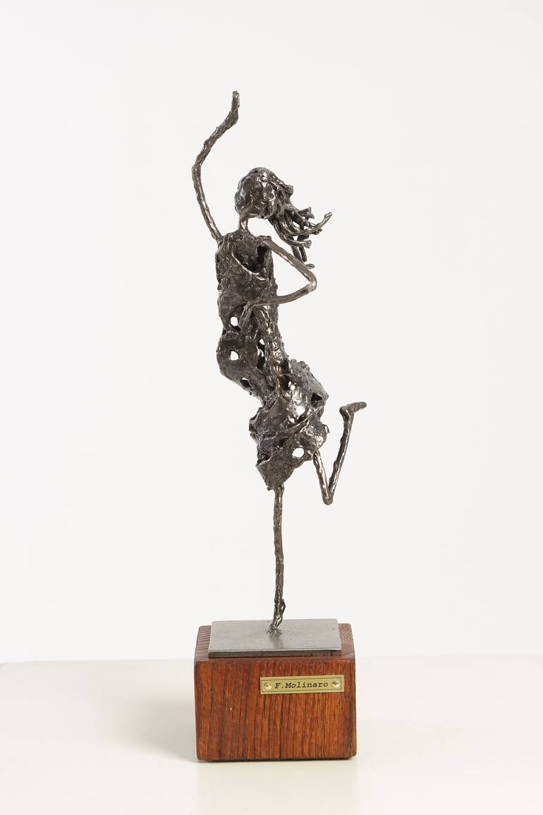 Original Women Sculpture by Federico Molinaro